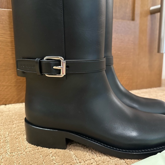 Burberry Emmett riding books, black, size EUR38, NWT - Picture 2 of 4